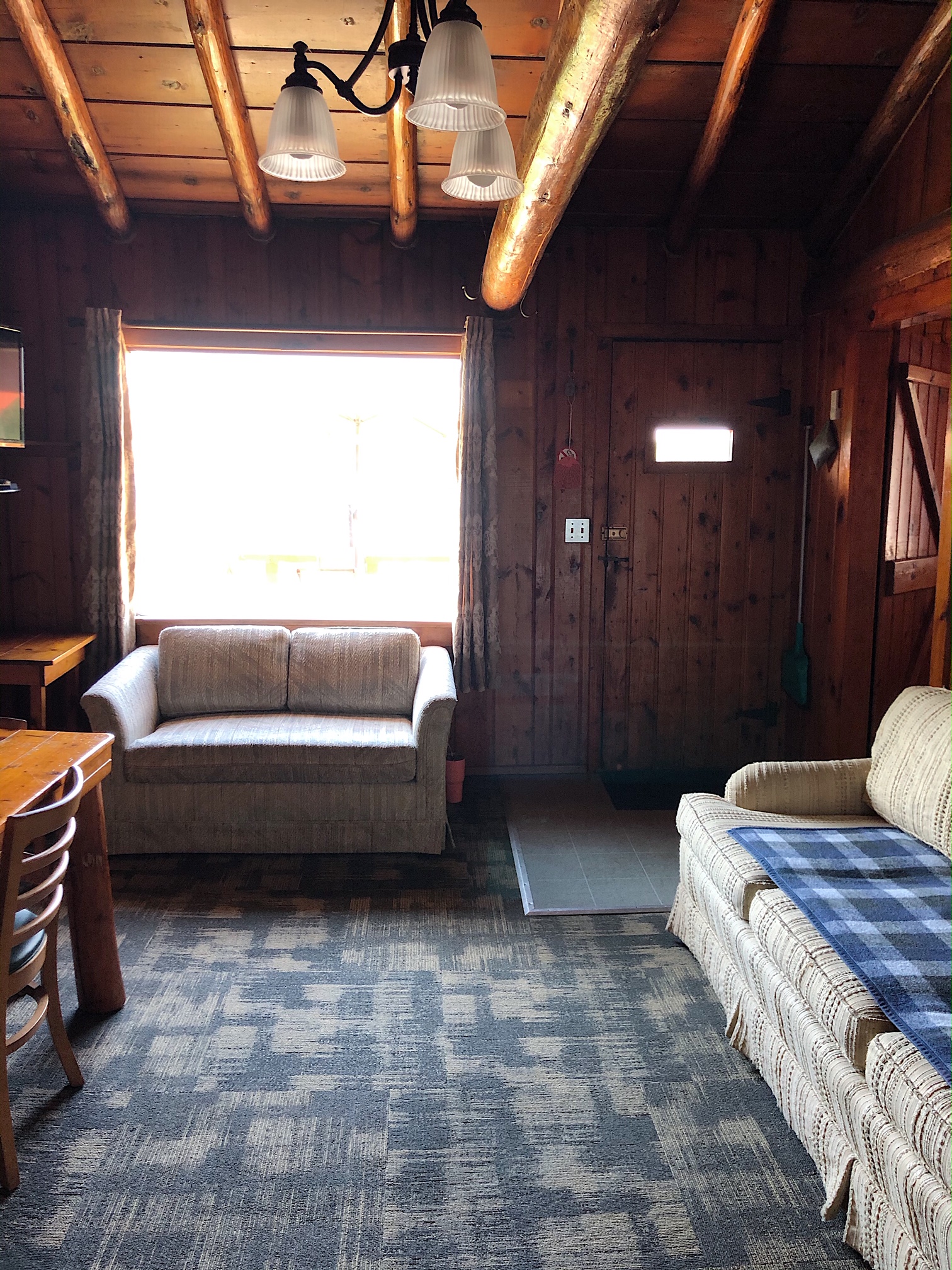 Twin Cedars Cabin pictures