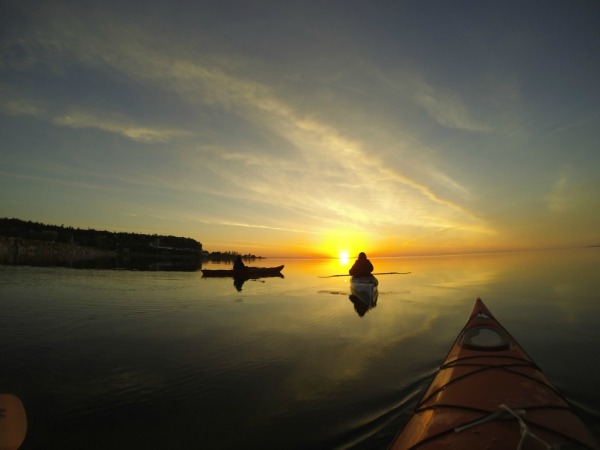 mackinac-kayak. Michigan’s Upper Peninsula Bucket List, 50 things to do for everyone whether you are adventurous prefer easier exploration. #TheTwinCedars #Michigantravel #Michigan #UpperPeninsula #adventure #bucketlist #explore #outdoors